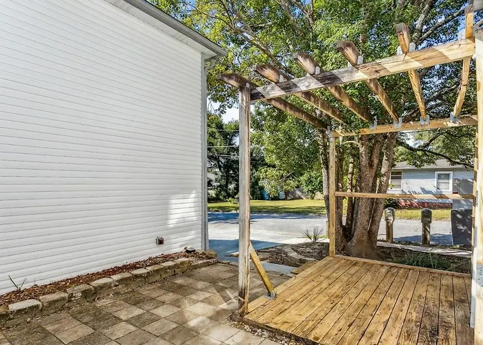 North Highlands Nest- Unit A