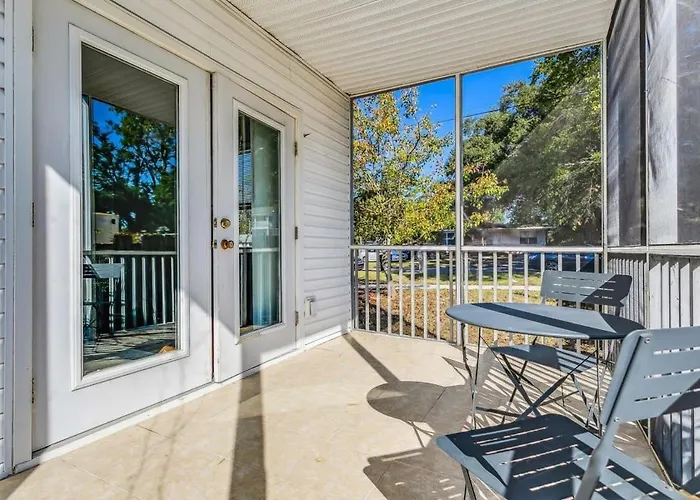 North Highlands Nest- Unit A * Pensacola